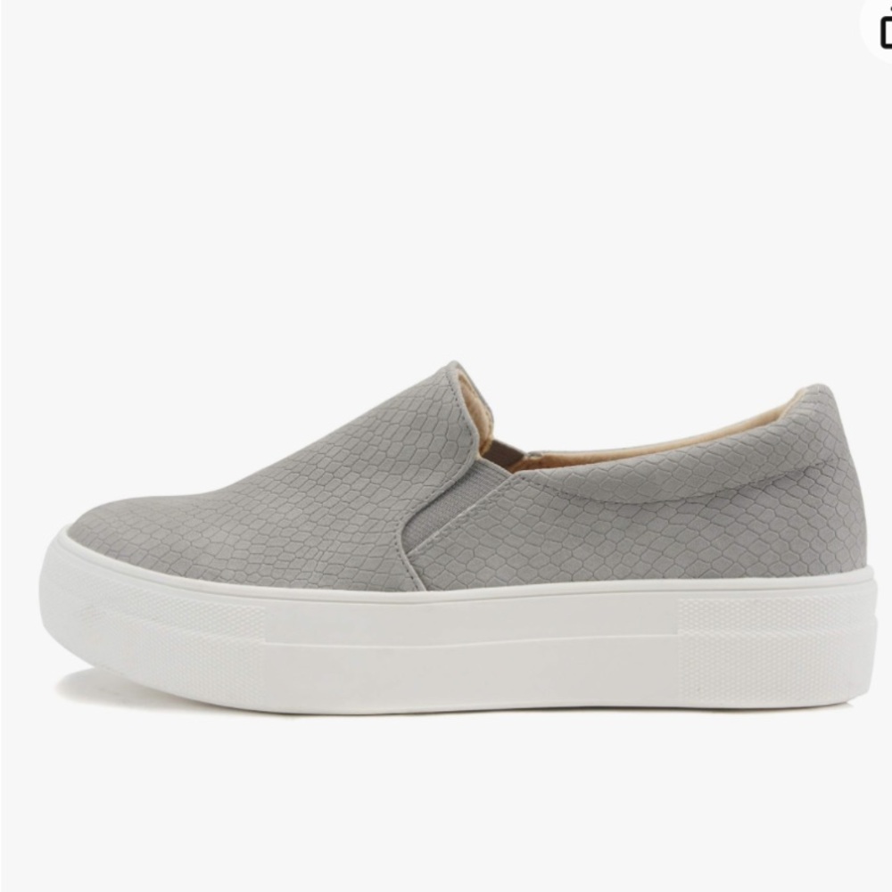Soda Hike Platform Slip on Women’s Sneaker NWOT